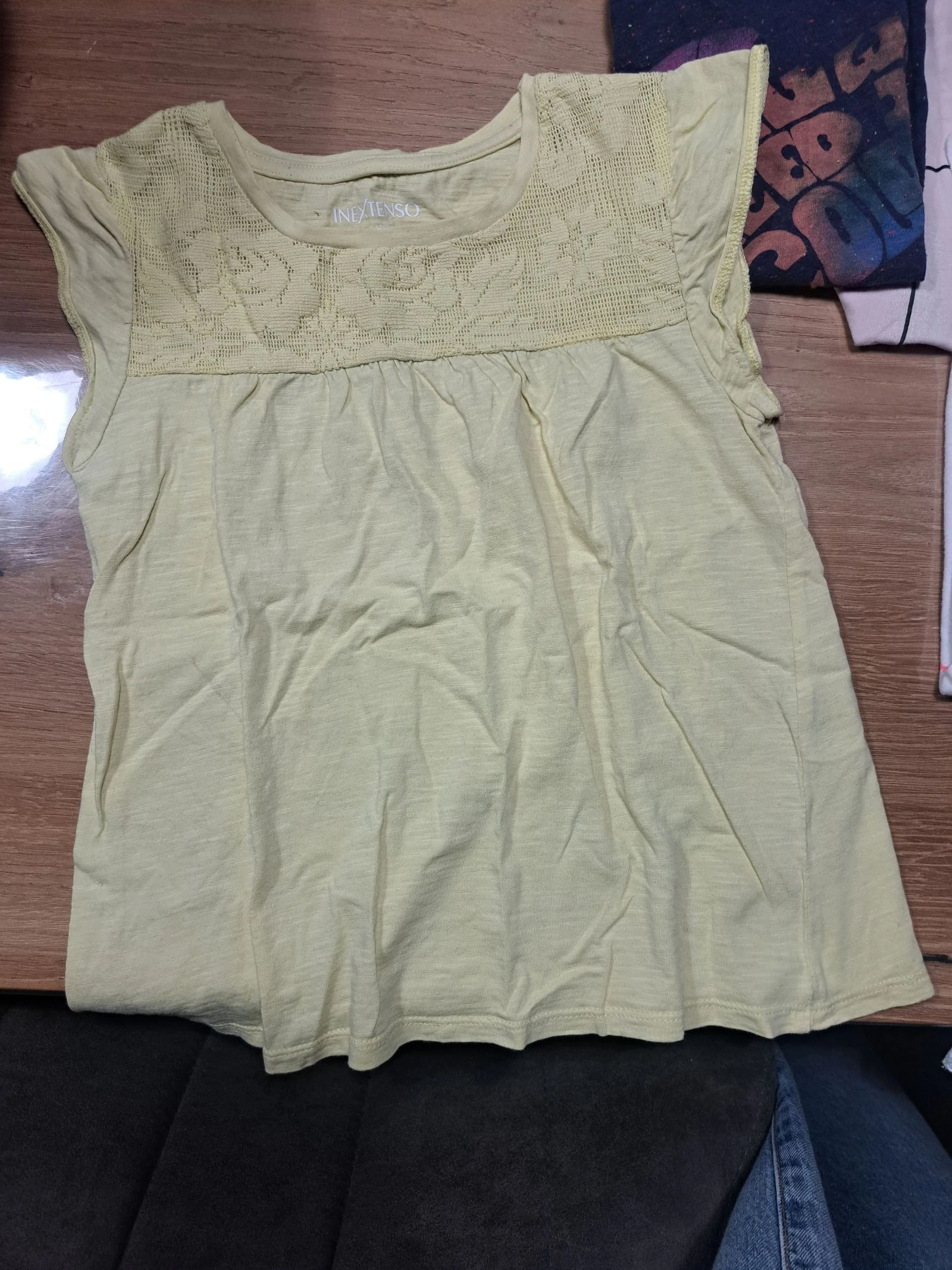 Lot of 14 summer clothes for an 8-year-old girl – photo 2
